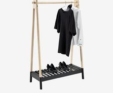 clothes rail