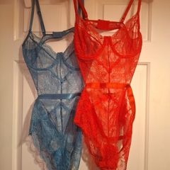 2 shein bodysuits