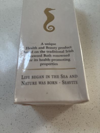 Seavite Revitalising Seaweed Bath and Shower Gel - Brand New - 250 ml