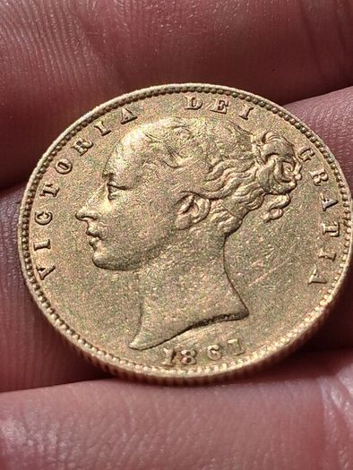 1861 22k Gold Soverign