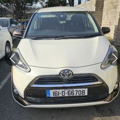 Toyota Sienta 2016 Automatic 7 seats