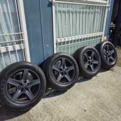 20" Land Rover Defender/ Range Rover Alloys + Tyres