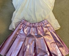 girls pink Zara skirt and white top
