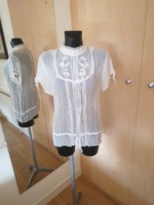 Women's Blouse NWT Victorian Style SIZE 18