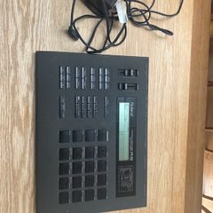 roland r8