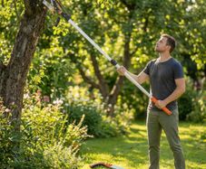 2-in-1 Telescopic Pruning Saw & Shears