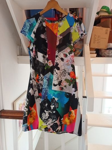 womans dress