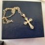 New 10k gold cross and chain beautiful detail Image 4