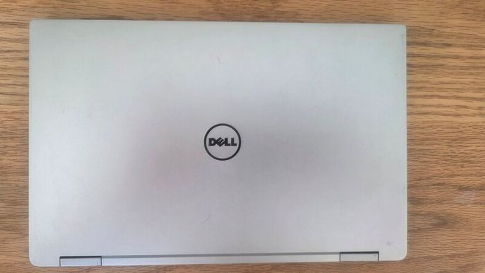 Dell XPS 13 2-in-1Touchscreen Laptop 512GB SSD