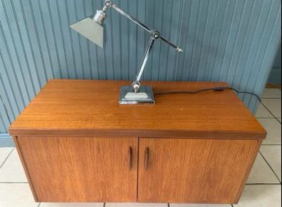 Mid Century Compact Sideboard / Media Cabinet