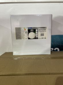 LED ceiling/wall light BNIB
