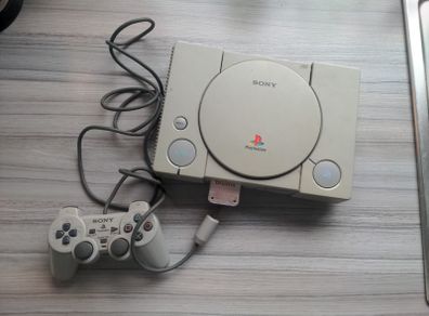 PlayStation 1 - Grey