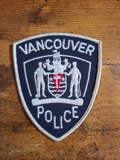 Vintage Vancouver Canada Police Shoulder Badge, obsolete - free standard postage