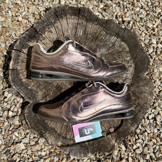 Vintage Nike Shox R2 Metallic Bronze