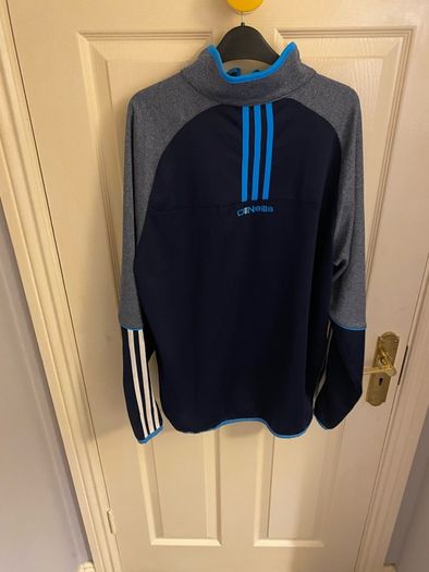 mens top