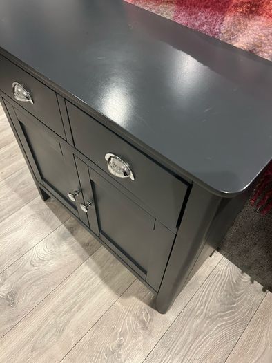 cabinet/press
