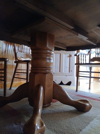 Oak Dining Table & Chairs