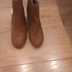 Ladies Brown Boots