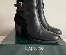 Ralph Lauren boots size 5