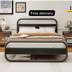King Size Bed Frame Metal Platform Bed Frame with Wood Headboard
