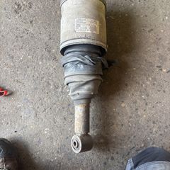 Rear Air Strut Discovery 3 2006