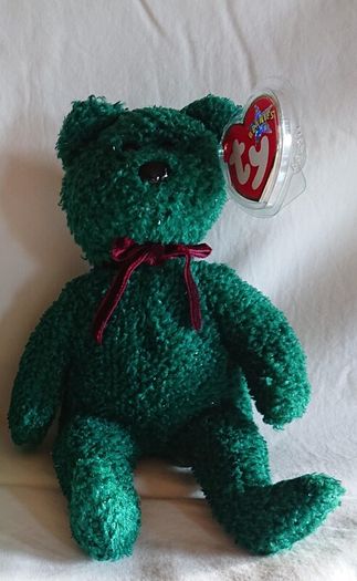 Ty Beanie Holiday/Christmas Teddy Bear - 2001