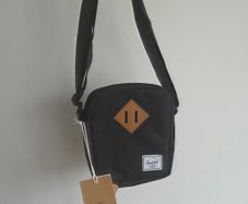 Herschel Heritage Crossbody Bag Black