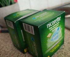 Gum x 352 pieces.