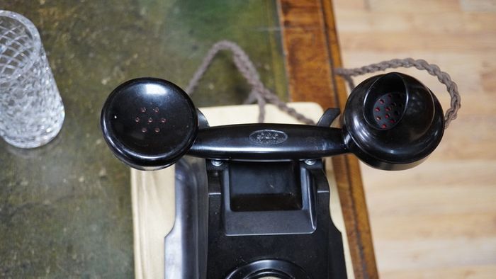 Vintage GEC Bakelite Desk Telephone
