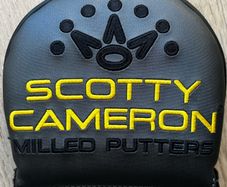 Scotty Cameron Phantom mid-mallet headcover