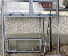 Windows with glass x 2 windows