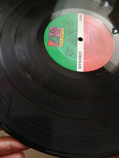 Led zeppelin albums II and IV(US)