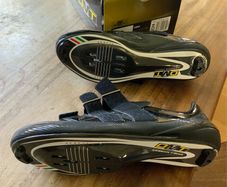 bike shoes