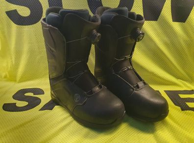 Flow BOA snowboard boots