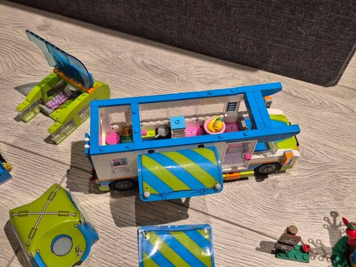 Lego Friends 41339 Mia's Camper Van