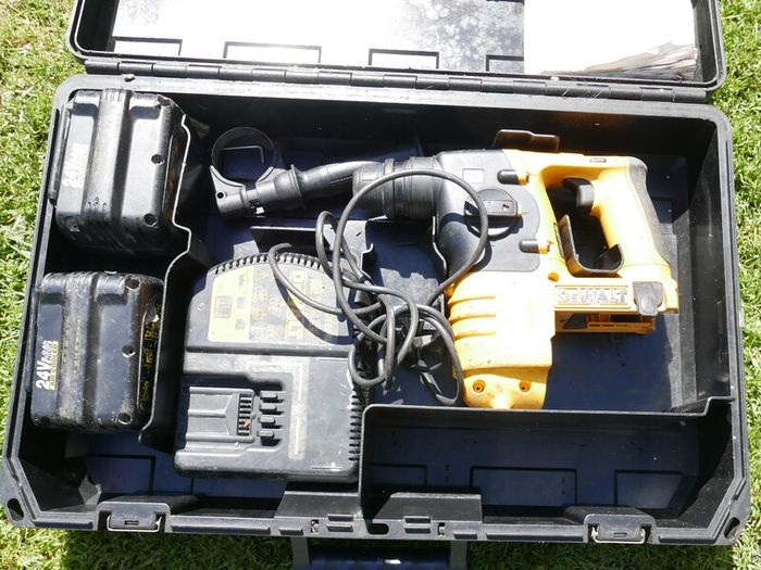 Dewalt DC222 SDS Cordless Drill 24V With 2 Battery and Box  in working order