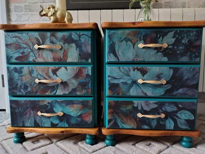 Bedside Lockers
