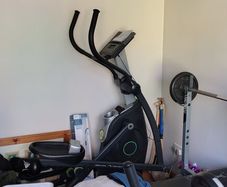 Eleptical exercise machine