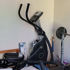 Eleptical exercise machine