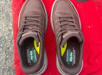 Skechers