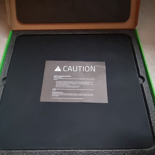 Razer Atlas Glass Mousepad