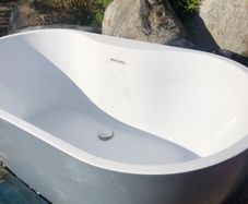 Bath tub for sale
