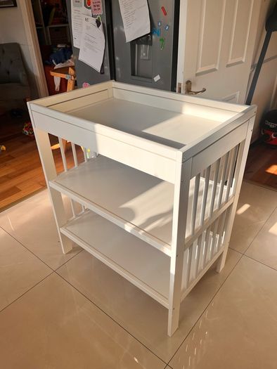 Baby changing table