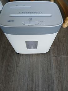 United Office paper shredder
