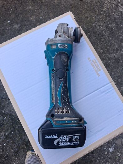 Makita cordless grinder