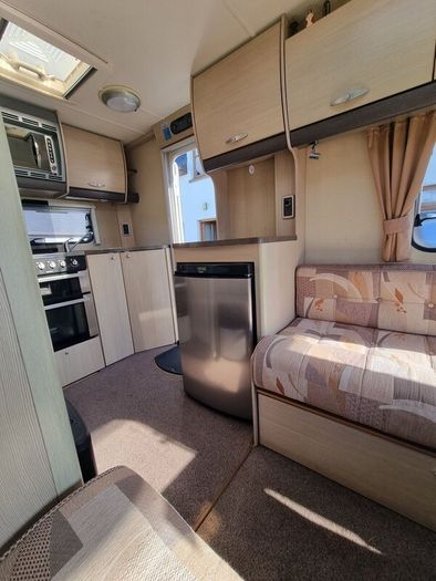 Sterling Europa 390 - 2 Berth