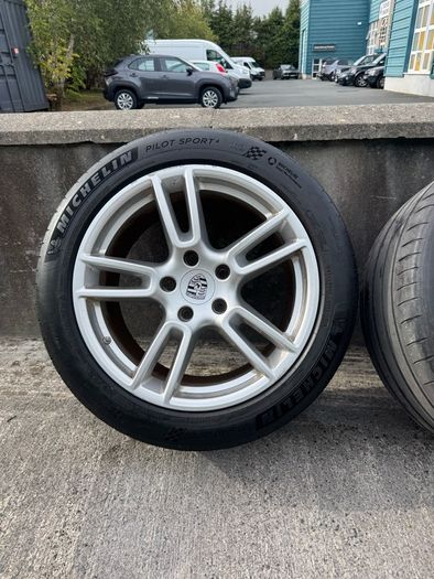 Porsche Panamera 19inch Genuine Alloy Wheels