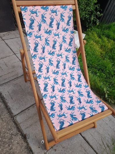 Beautiful Bright Folding Deck Chair