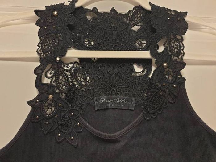 Karen Millen Black Top (XS)