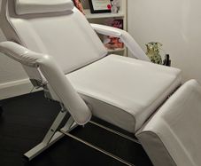 Adjustable Beauty Bed